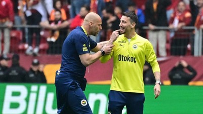Galatasaray taraftarının Florya'da açtığı Mert Hakan pankartı gündem oldu