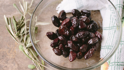 Rüyada Siyah Zeytin Yemek Ne Anlama Gelir? Neye Delalet Eder?