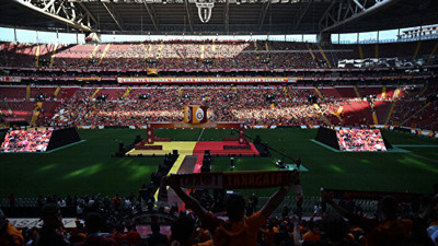 Galatasaray taraftarları, Mehmet Büyükekşi'yi ıslıkladı