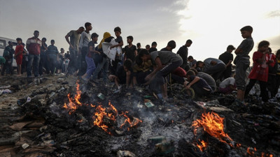 İsrail'in Refah kampındaki yaptığı katliamı anlatan fotoğraflar