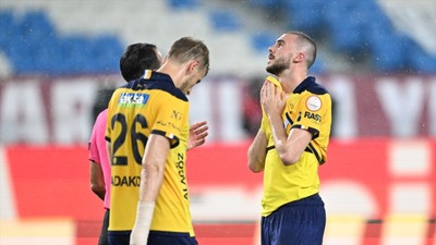 Süper Lig'de düşen son takım belli oldu
