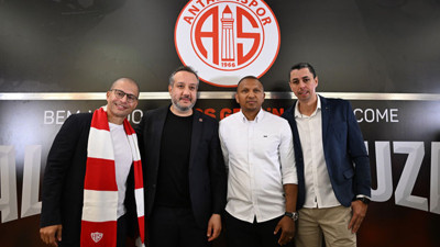 Alex Antalyaspor'a imzayı attı hayalini açıkladı