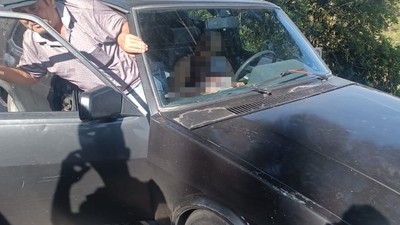 Tartıştığı oğlunu tabancayla öldürüp, ekipler gelene kadar başında bekledi