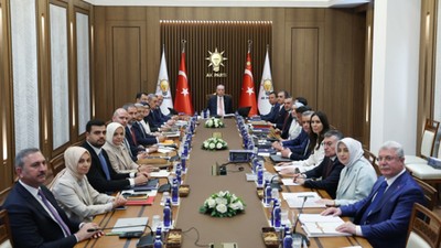 Seçimin ardından AK Parti'de ilk değişim adımı atıldı! 7 il başkanı değişiyor