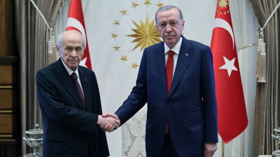 Son Dakika: Cumhurbaşkanı Erdoğan, Devlet Bahçeli ile bir araya geldi