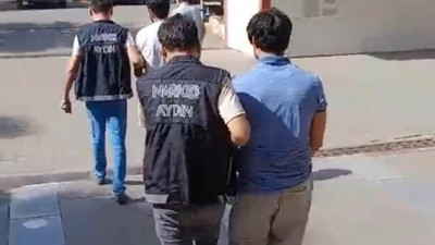 Aranan şahıslardan biri asansör boşluğunda, diğeri banyoda saklanırken yakalandı