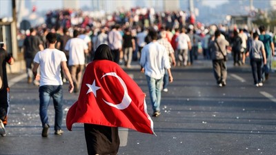 15 Temmuz resmi tatil mi? 15 Temmuz hangi gün? 15 Temmuz'da eczaneler, kargolar, bankalar, noterler açık mı?