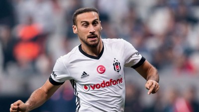 Fenerbahçe, Cenk Tosun transferini resmen duyurdu