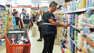 Ticaret Bakanlığı ekipleri İstanbul'da market ve restoranları denetledi
