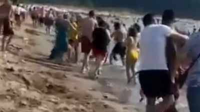 Bartın'da denize giren kadını taciz eden sapık linçten zor kurtuldu! Gözaltında