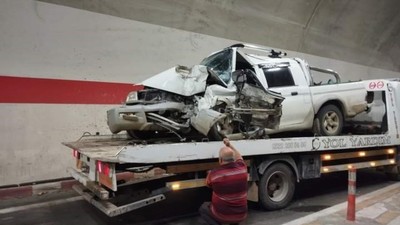 Artvin’de tünelde kamyonet duvara çarptı: 1 ölü, 2 yaralı