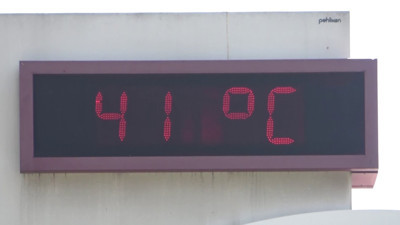 Adana'da termometreler 41 hissedilen 50 derece olunca vatandaş isyan etti: Bu sıcağı Allah'a havale ediyoruz