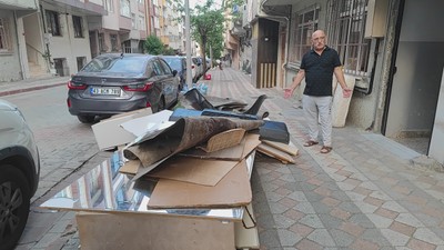 Evini kiraya veren gurbetçi şok içinde kaldı: Duvarlara küfür yazıp odaları harabeye çevirmişler