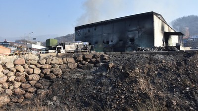 4 gündür yanan Karşıyaka'dan güzel haber! 5 noktada orman yangını ile mücadele sürüyor