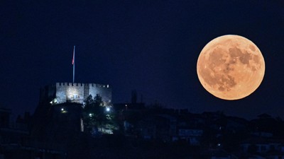 Türkiye'nin dört bir yanından 'Süper Ay' manzaraları