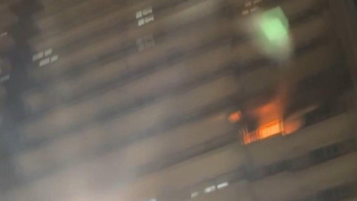 Esenyurt'ta 38 katlı binada korkutan yangın