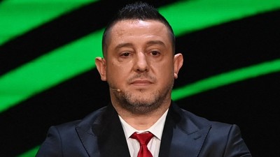Ünlü yorumcudan iki Galatasaraylı için flaş sözler: "Fiyasko"