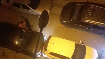 Sultangazi'de eski sevgilisine dehşeti yaşattı: Takip edip aracına çarptı, darbedip kaçtı