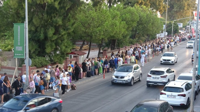 Midilli Adası'na geçişlerde 3 günlük tatil yoğunluğu başladı