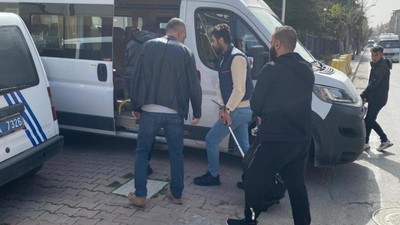 Kırklareli'nde illegal yollarda yurda giren 16 düzensiz göçmen yakalandı