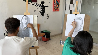 Adıyaman'da Genç Ressamlar Narin'i Resmetti
