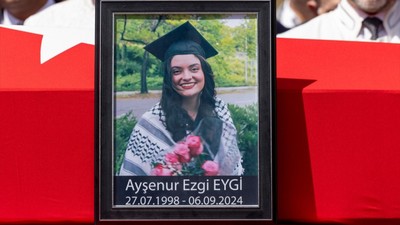 İsrail askerlerince öldürülen Ayşenur Ezgi Eygi, son yolculuğuna uğurlandı