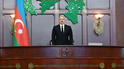 Aliyev'den Ermenistan'ı silahlandıran ülkelere uyarı