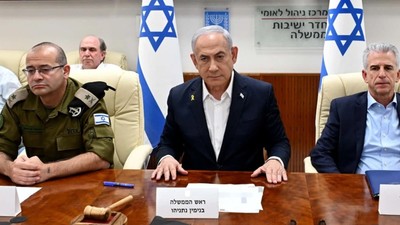 Netanyahu, İran saldırısı sonrası üst düzey güvenlik yetkilileriyle toplantı yaptı