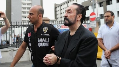 Adnan Oktar'ın mal varlığı Hazine'ye aktarıldı