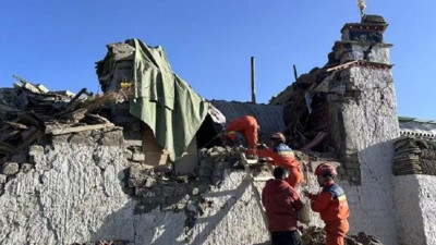 Çin'in Tibet bölgesinde 6,8 büyüklüğünde deprem! Ölü sayısı 100'e yaklaştı