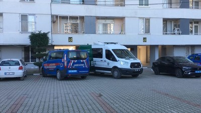 Mersin'de 13. kattan düşen iki kişi hayatını kaybetti