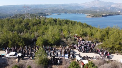 Çukurova'da çiftçiler kuraklığa dayanamadı: Yağmur duasına çıktı