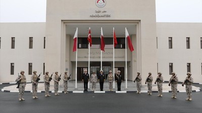 Deniz Kuvvetleri Komutanı Tatlıoğlu'ndan Katar-Türk Kuvvet Komutanlığına ziyaret