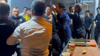 Kilis'te polise saldırdılar