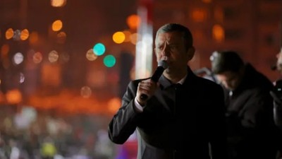 Özgür Özel: "Bu akşam burada, İstanbul'da bir tarih yazılacak"