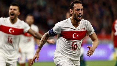 Hakan Çalhanoğlu: “A Ligi’ni hak ettik, artık hedefimiz Dünya Kupası”