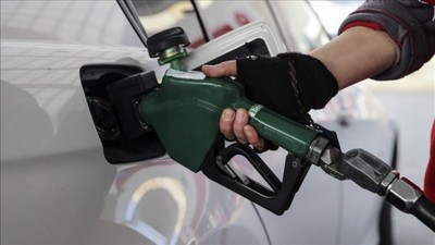 Benzine zam geldi