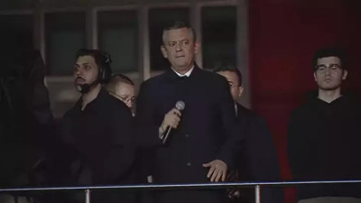 CHP Genel Başkanı Özgür Özel, üç şirketi boykot listesinden çıkardı