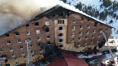 Kartalkaya'daki otel yangını davasında bir gözaltı daha: Özel İdare Ruhsat Müdürü gözaltına alındı