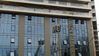 Sarıyer'deki otel inşaatında yangın kontrol altına alındı