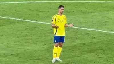 Ronaldo kendini affetmedi: Al Nassr elendi, yıldız futbolcu kendisiyle tartıştı