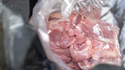 Antalya'da usulsüz taşınan 300 kilo ete el konuldu