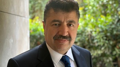 Bezmiâemde yeni dönem: Rektör Akçakaya göreve başladı