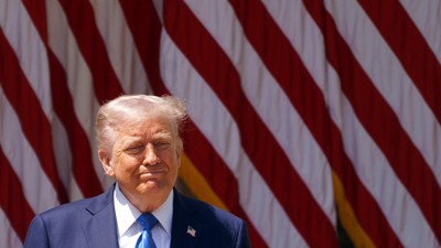 Trump İran'dan petrol alan ülkelere seslendi: Anında yaptırım olacak