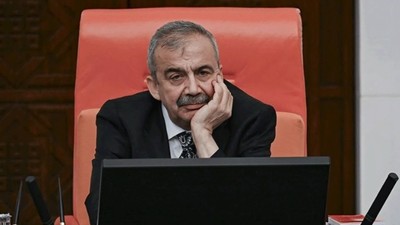Siyasilerden Sırrı Süreyya Önder için başsağlığı mesajı