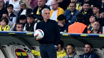 Jose Mourinho'lu Fenerbahçe'de derbi galibiyeti yok