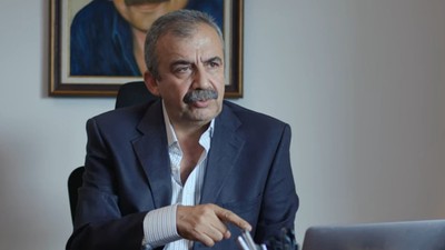 Sırrı Süreyya Önder'in rol aldığı son film! 'Celal'in Treni'nin fragmanı yayında