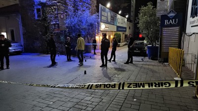 Beşiktaş'taki dehşet anları kamerada: Eğlence mekanında müşteriyi vuran bodyguard yakalandı