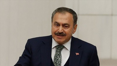 Eski bakanlardan Veysel Eroğlu, Irak'ta özel temsilci olarak görevlendirildi