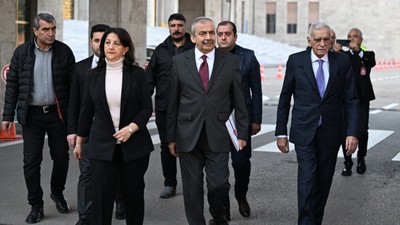 Pervin Buldan'dan ilk yorum: Hepimize hayırlı olsun, keşke Sırrı Başkan da görseydi